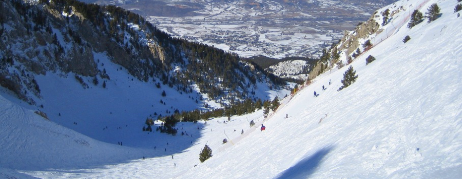vista general de la Pista Fonda de Masella,una negra doble diamante
